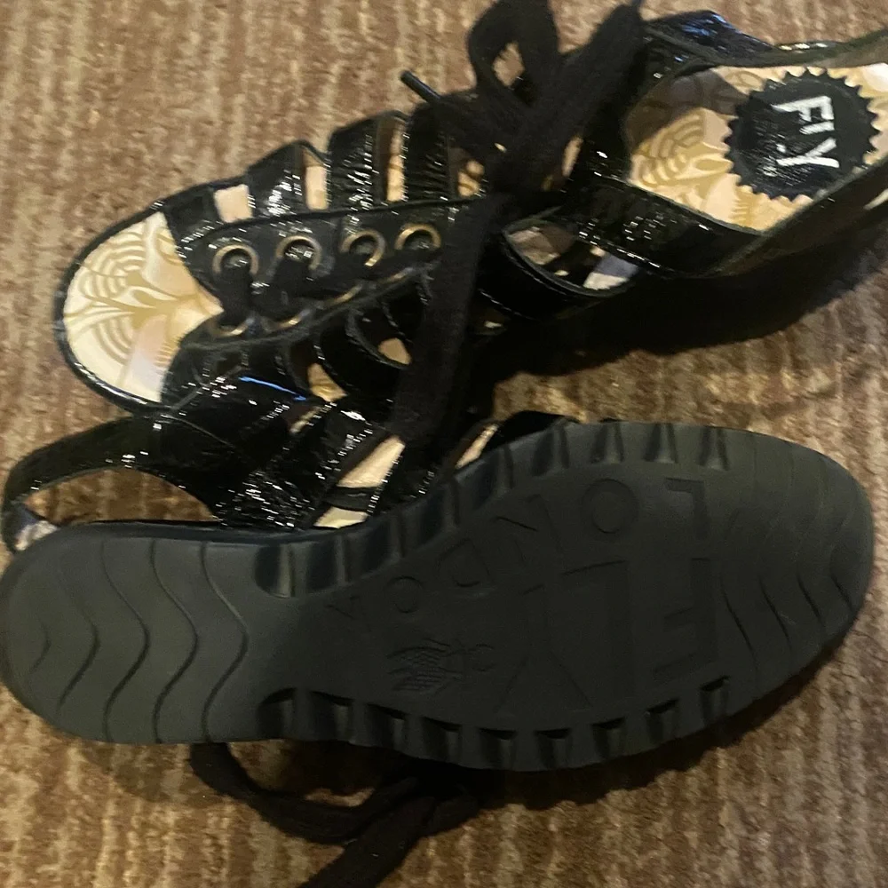Fly London Glossy Black Women's Sandals - Picture 3 of 4
